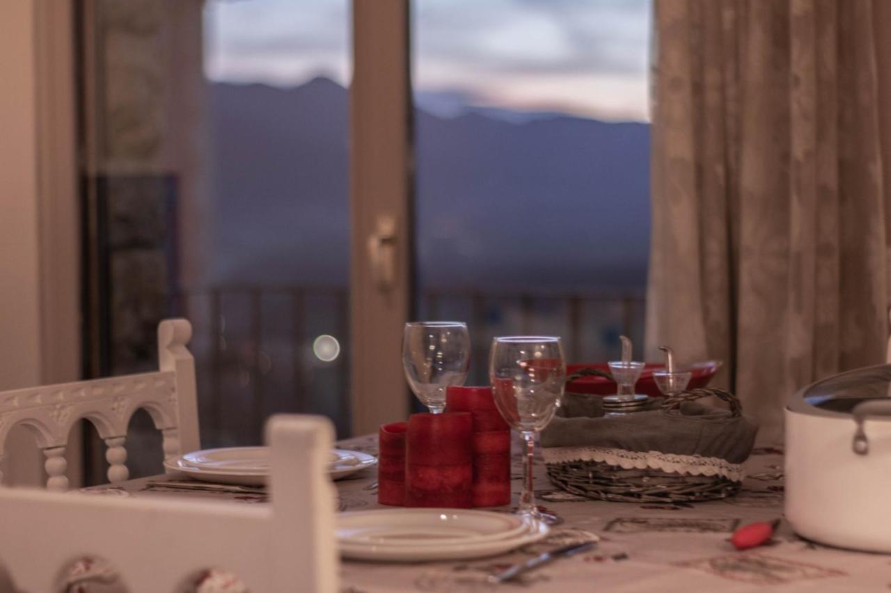 Apartamento Vistas Espectaculares En El Centro De Puigcerdà Exterior foto