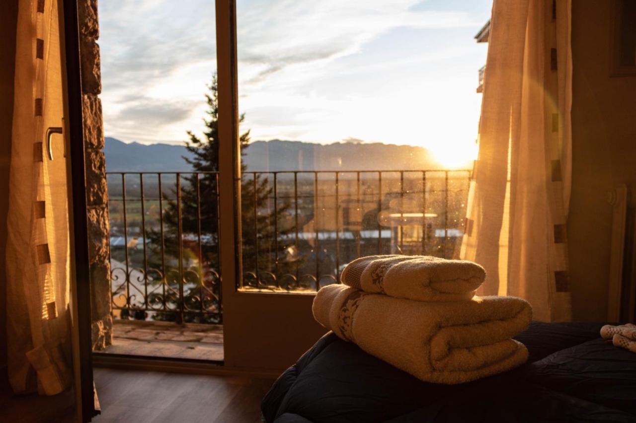 Apartamento Vistas Espectaculares En El Centro De Puigcerdà Exterior foto